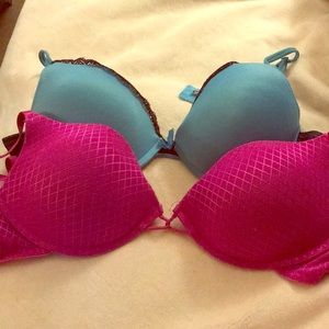 Super cute bra bundle!!